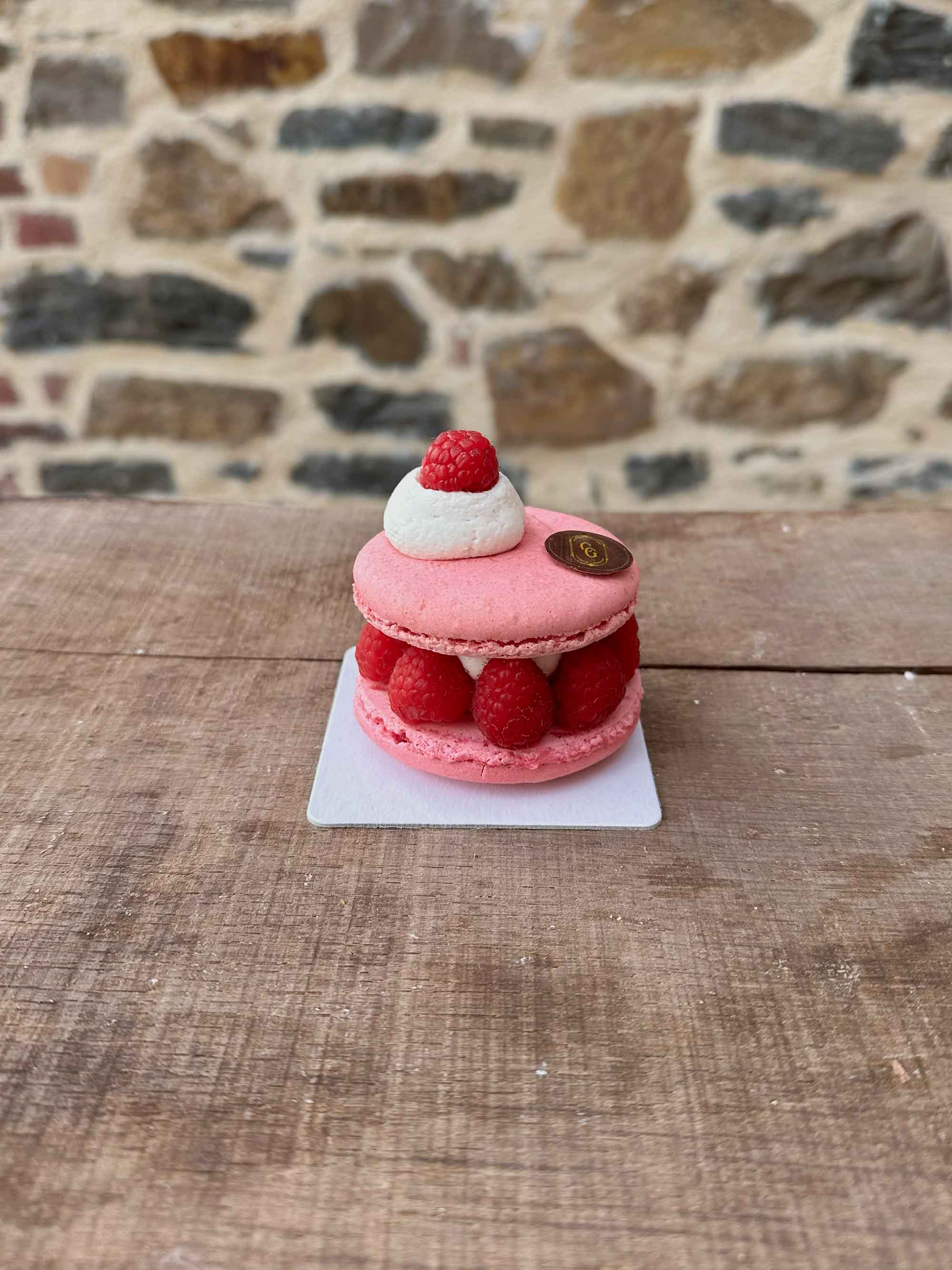 Sélection | Macaron à la framboise | Ganache & Cabosse